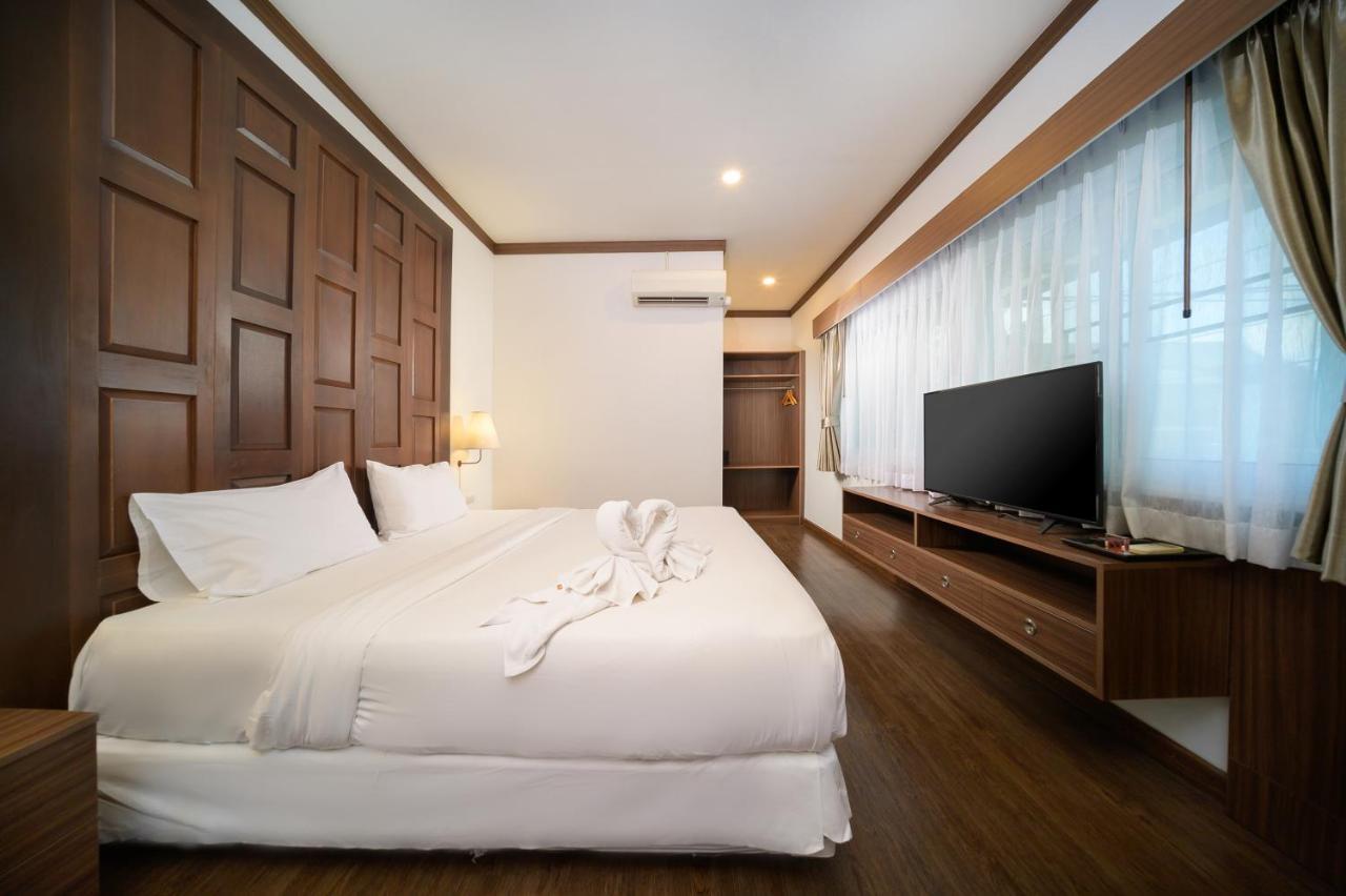 The Wing Lanna Hotel Чиангмай Екстериор снимка