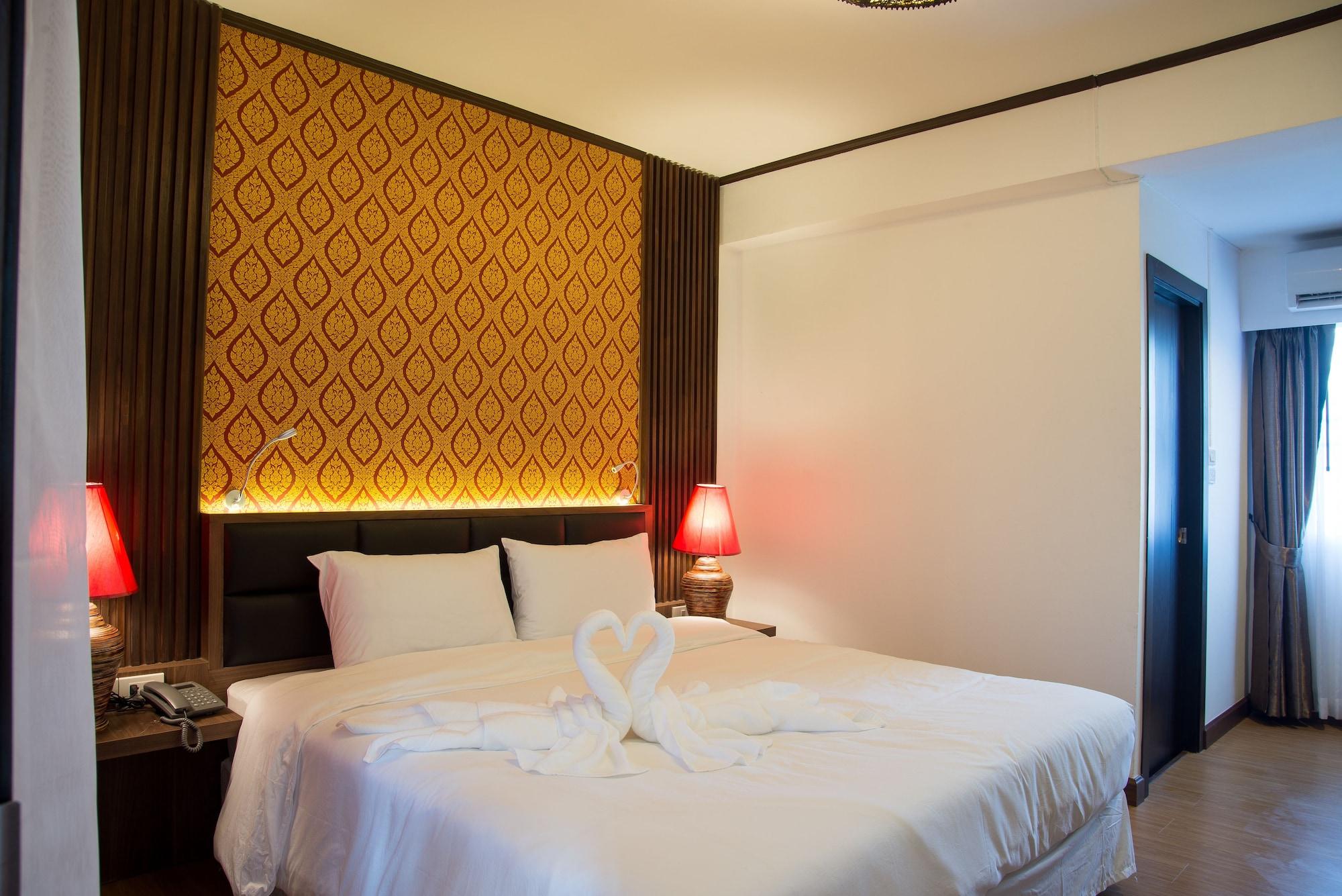 The Wing Lanna Hotel Чиангмай Екстериор снимка